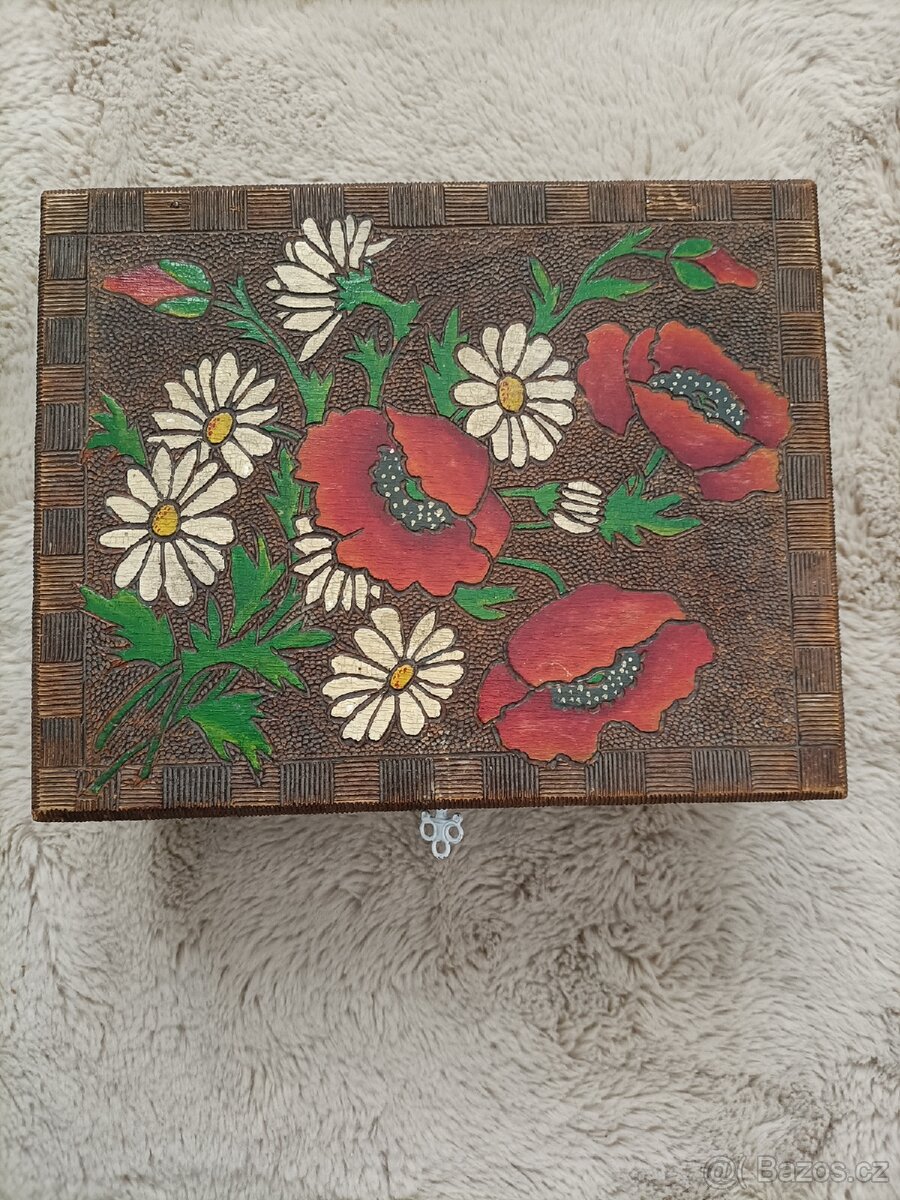 Truhlice, dřevěná truhla, krabička - 2