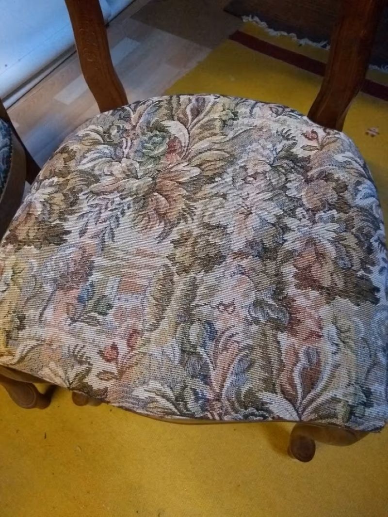 Židle masivní jídelní 4 kusy - pěkný stav - 2