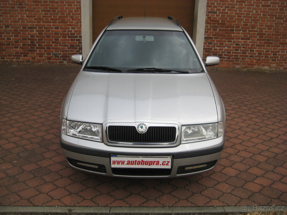 ŠKODA OCTAVIA TOUR COMBI 1.6 MPi 75 KW - 2