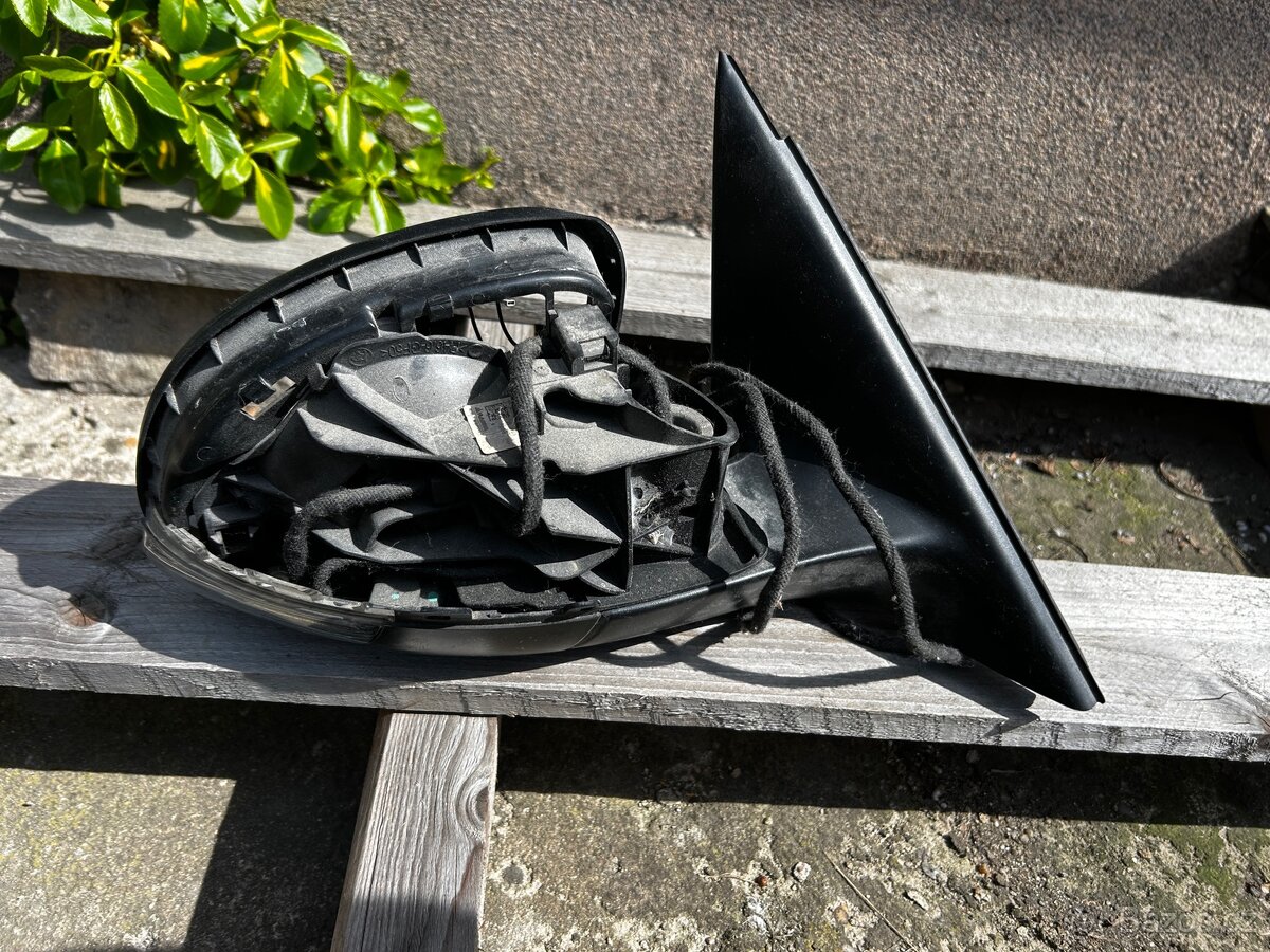 Zpětné zrcátko Škoda Yeti - 2