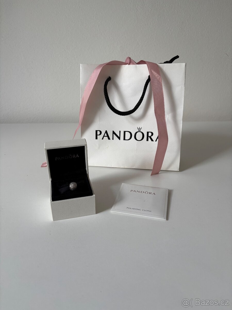 Pandora - přívěšek třpytivé pavé - 2