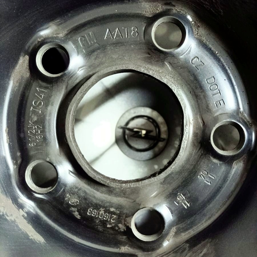 16" plechová kola – 5x105 – 6,5J x 16" ET41 - 2