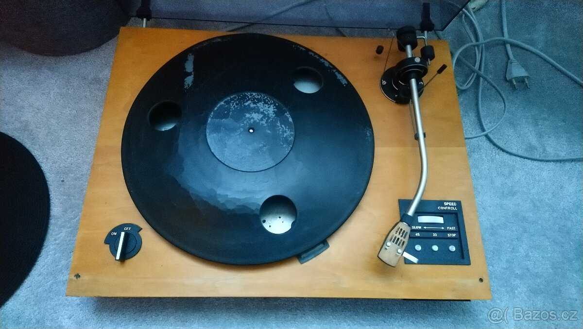 Gramofon Tesla nc 450 hi-fi - 2