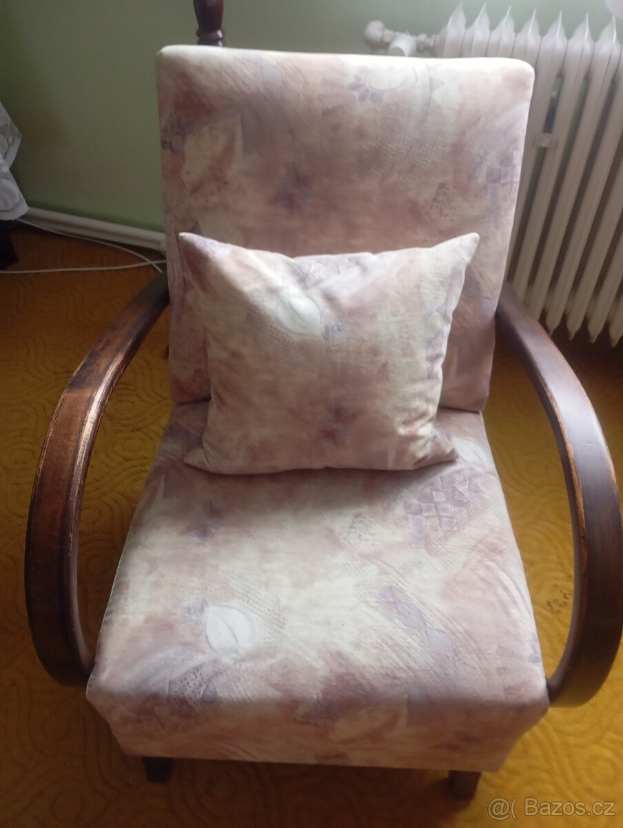 Starožitný nábytek - 2