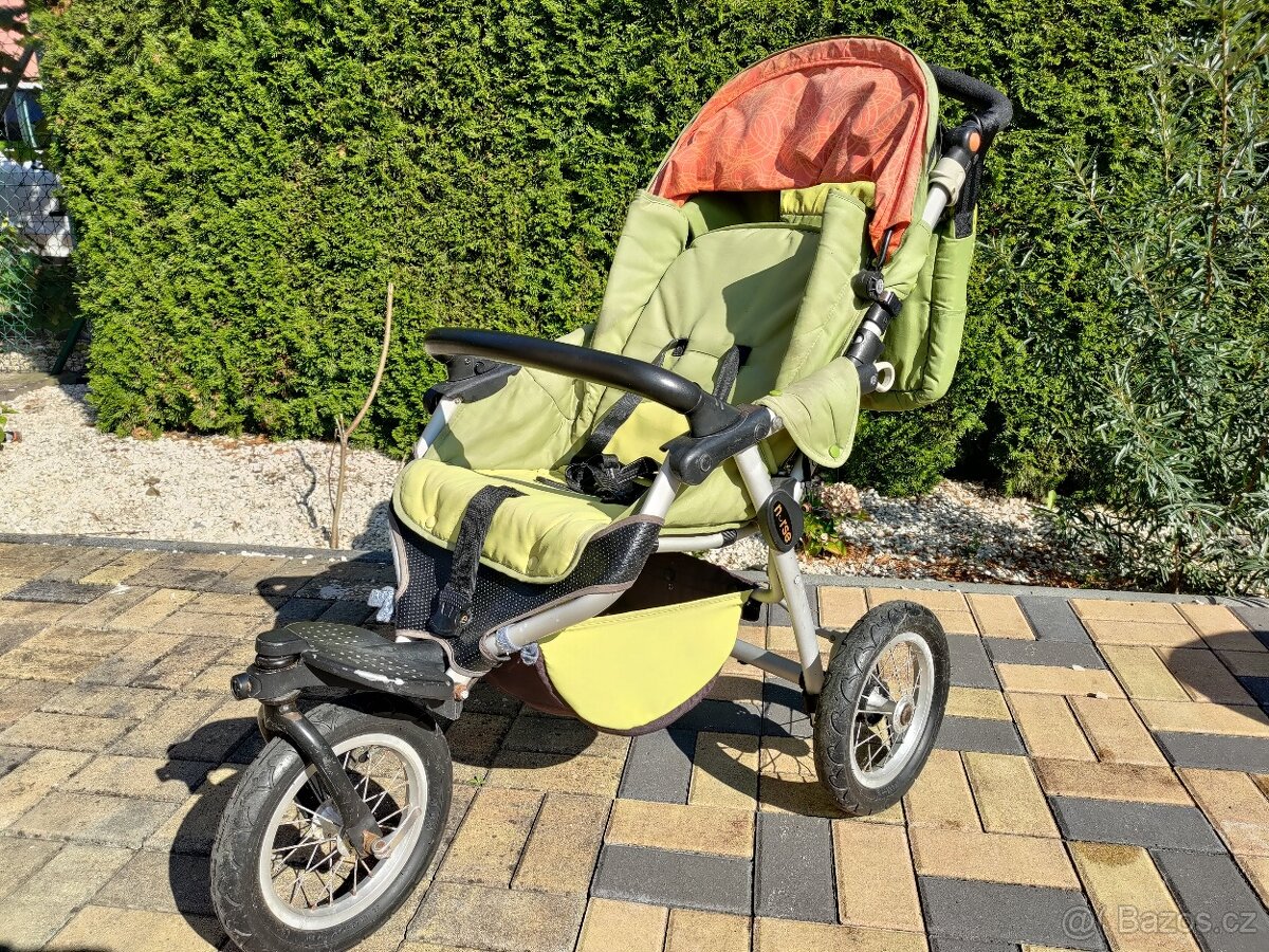 trojkombinace Nurse - 2