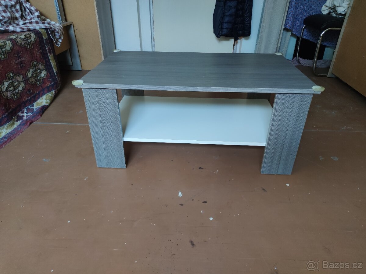 Konferenční stolek - 2