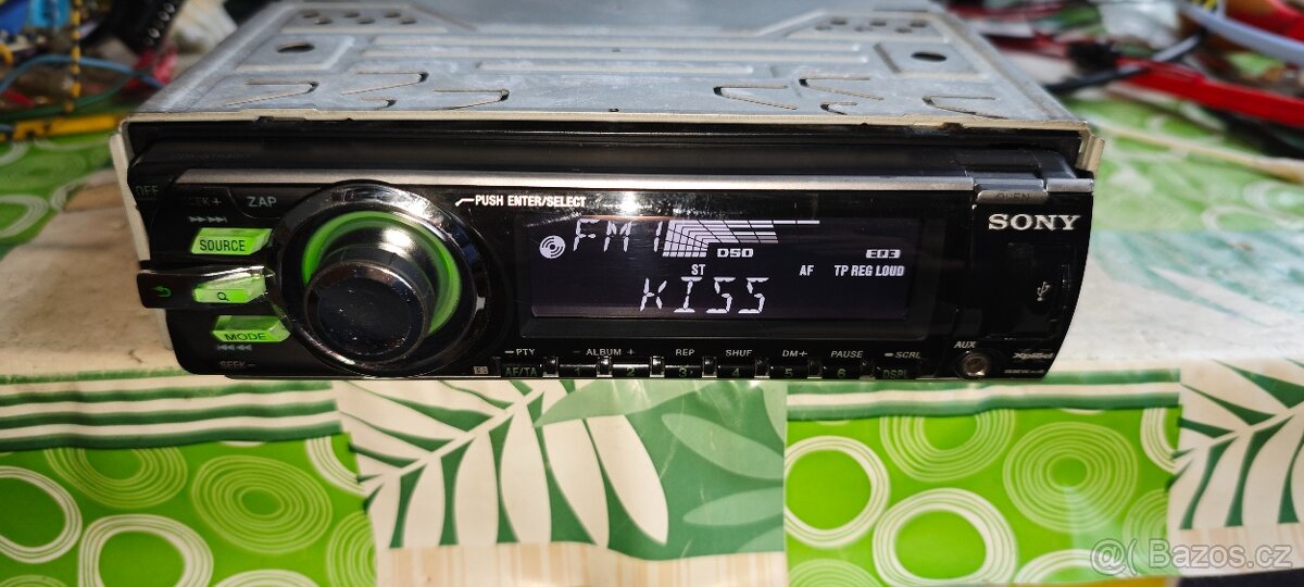 Autorádio Sony CDX-GT640UI - 2