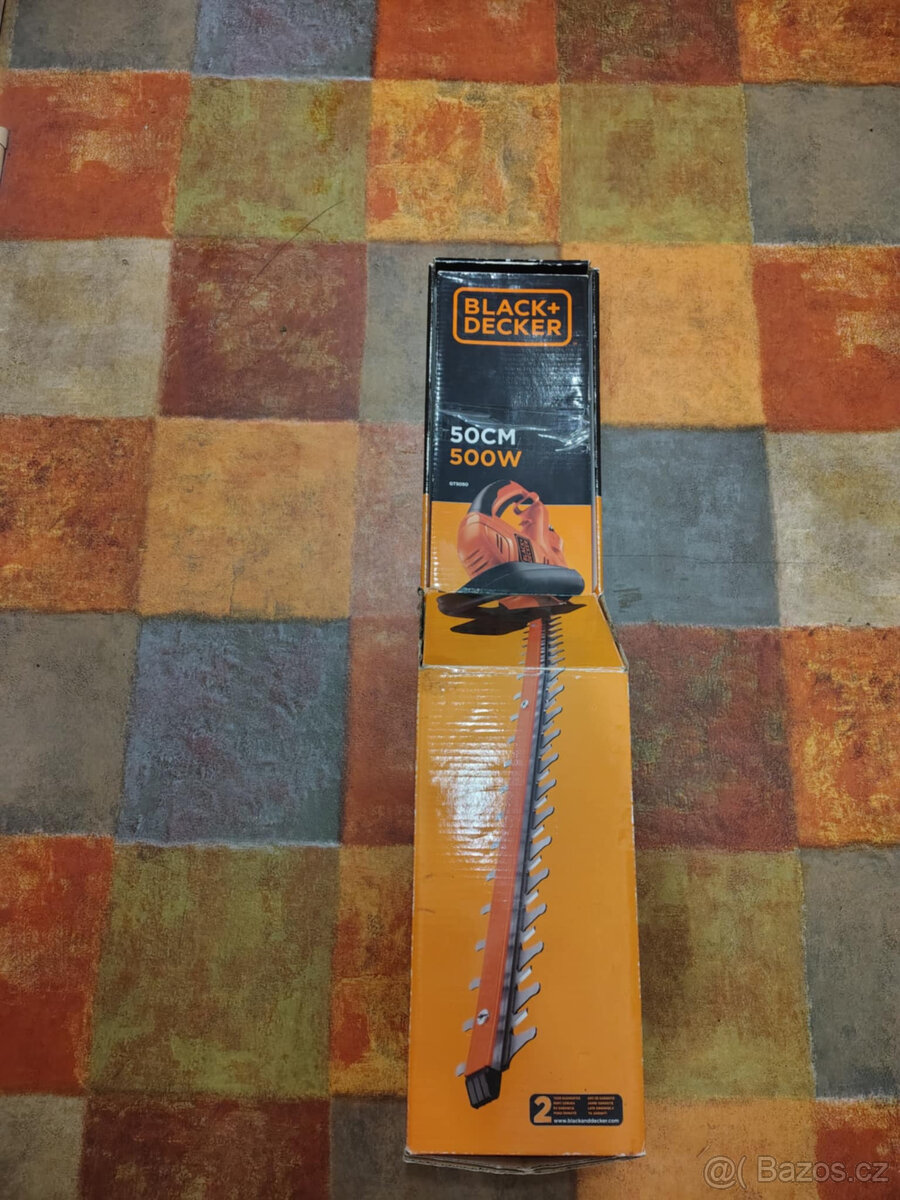 Elektrické nůžky - plotostřih zn. Black & Decker - 2