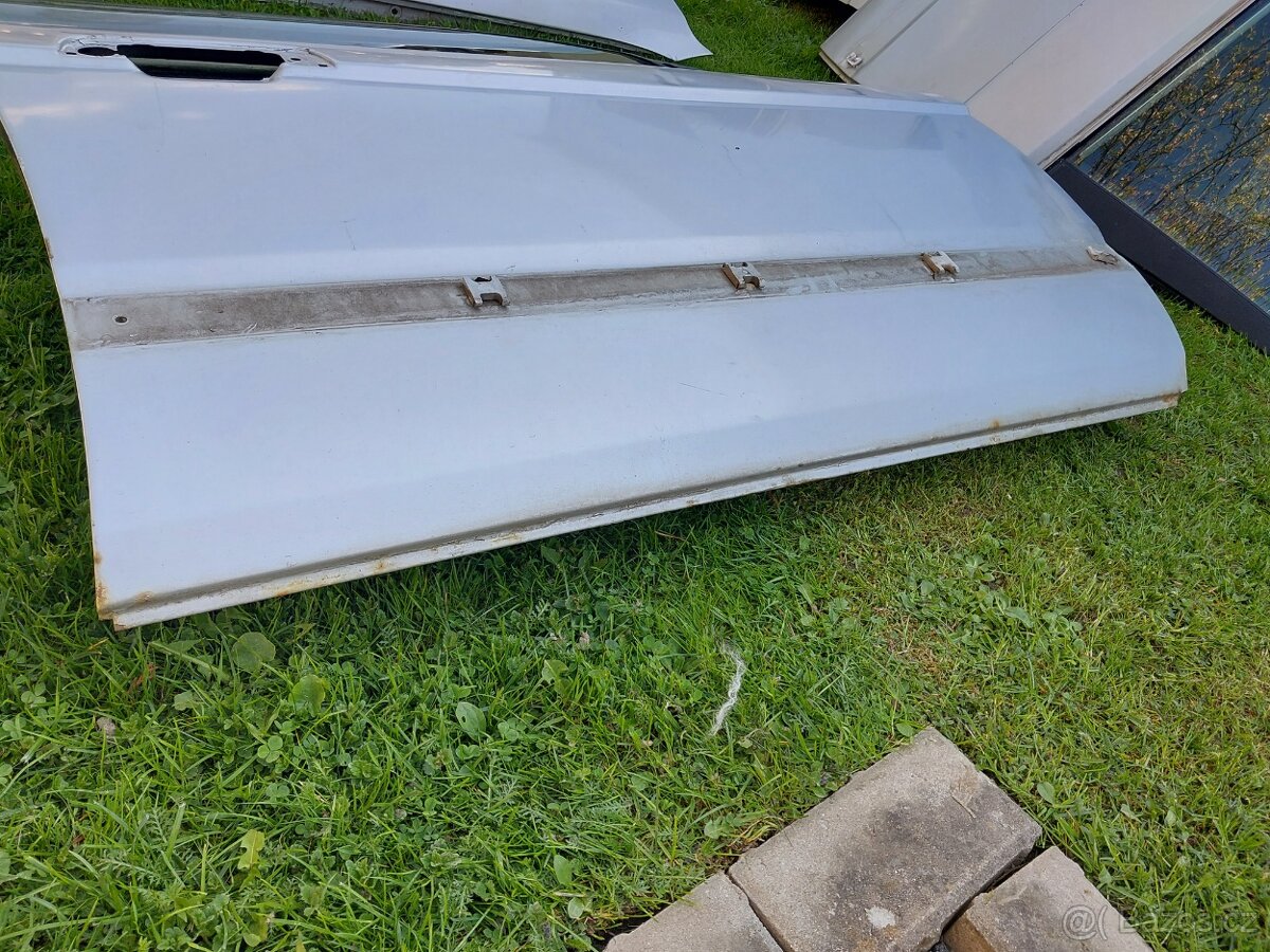 BMW e32 plechařina - 2