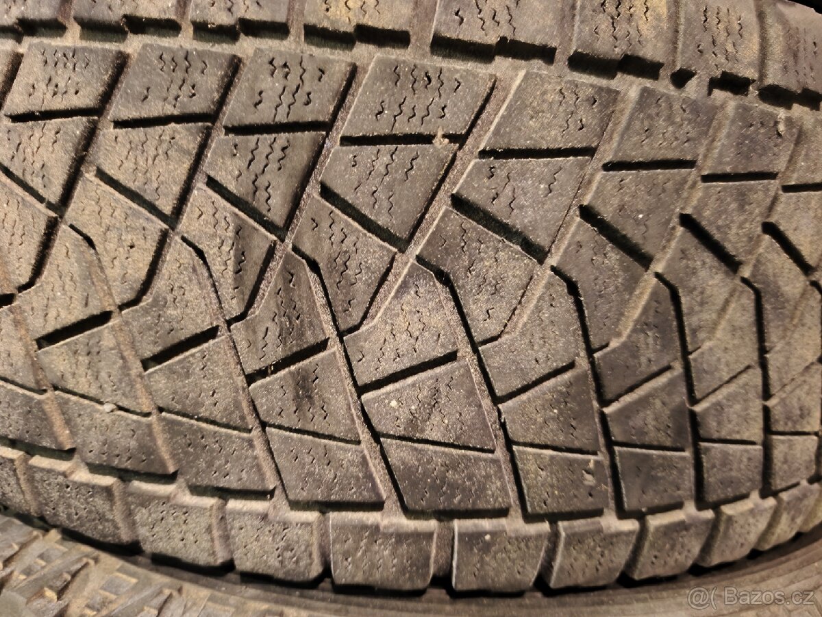4 ks pneu Bridgestone 265/65 R 17. Levně. - 2
