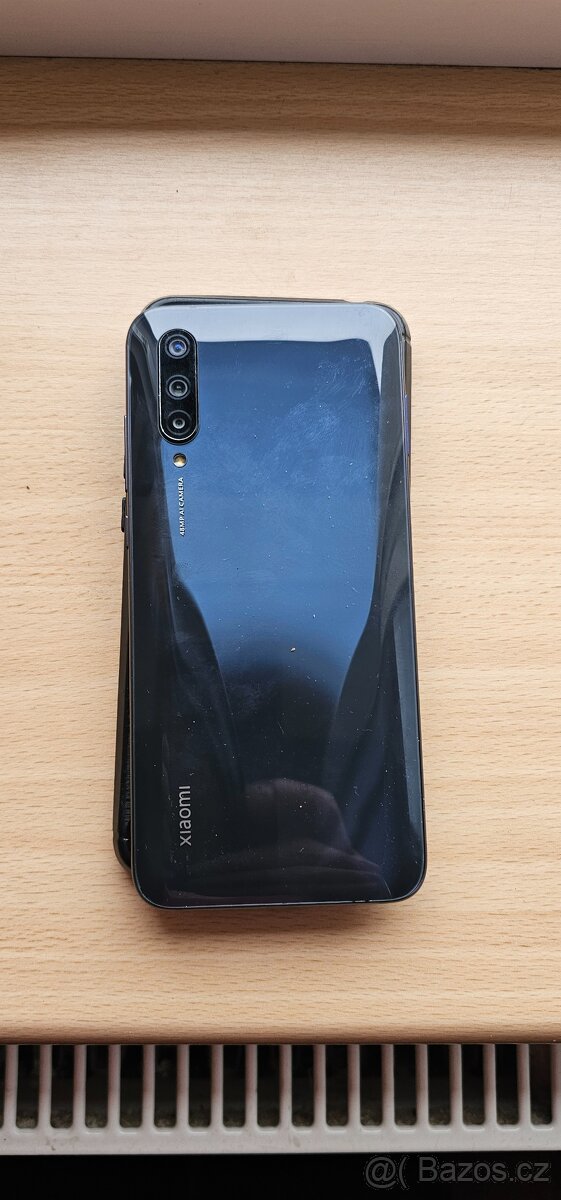 Xiaomi Mi 9 lite 6/128 - 2