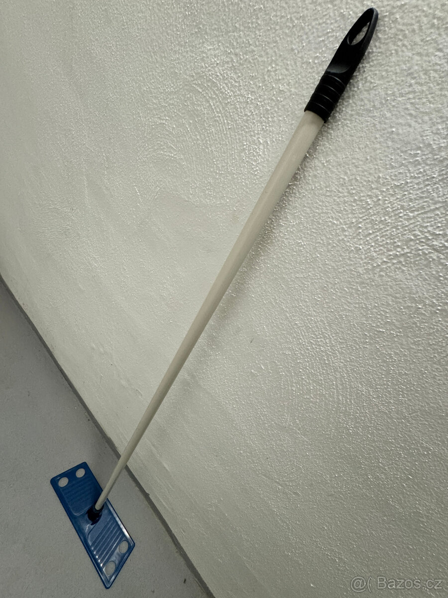 Násada / tyč na mop - 2