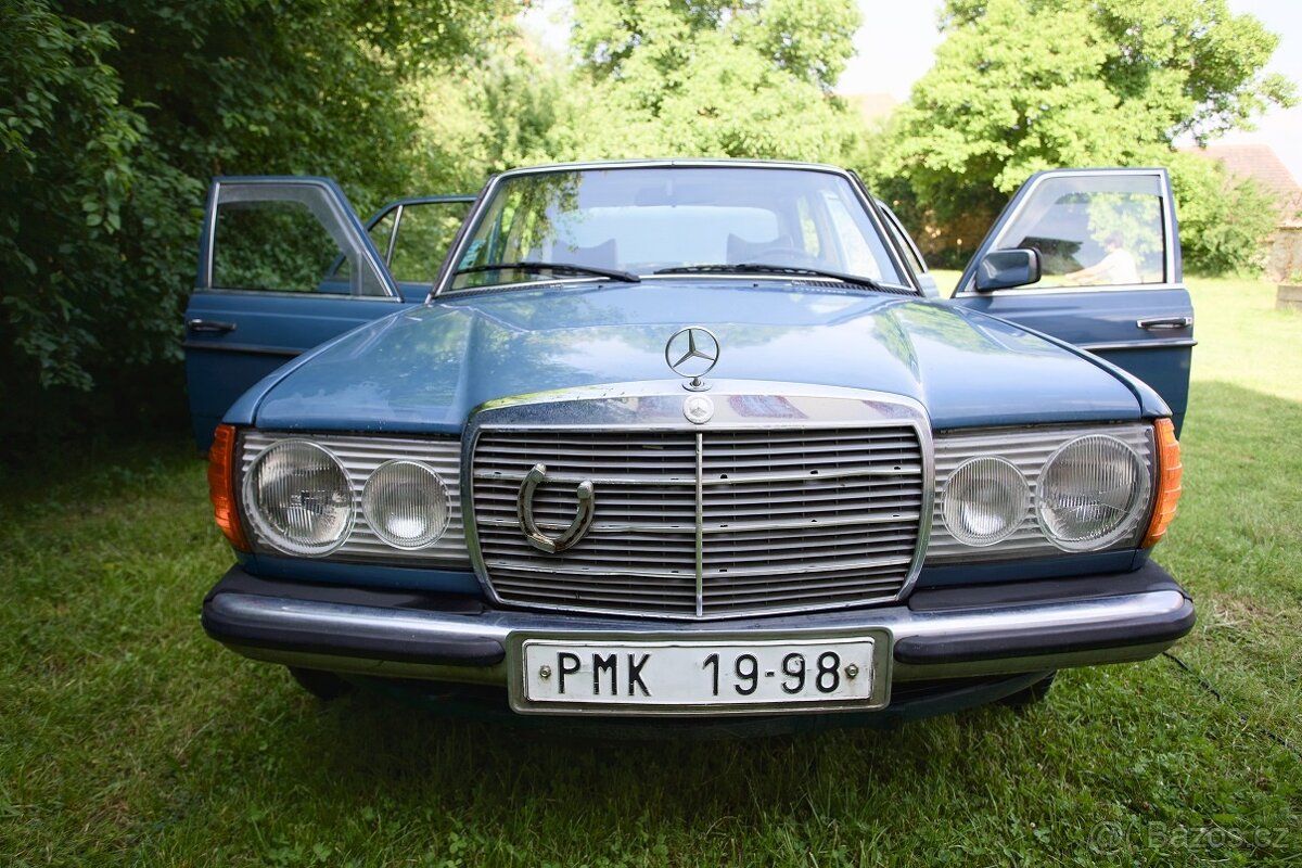 Mercedes W123 200D - 2