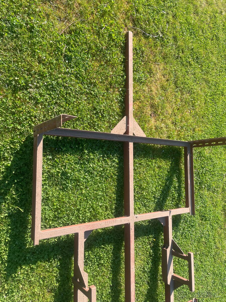 Přívěs, vozík - 2