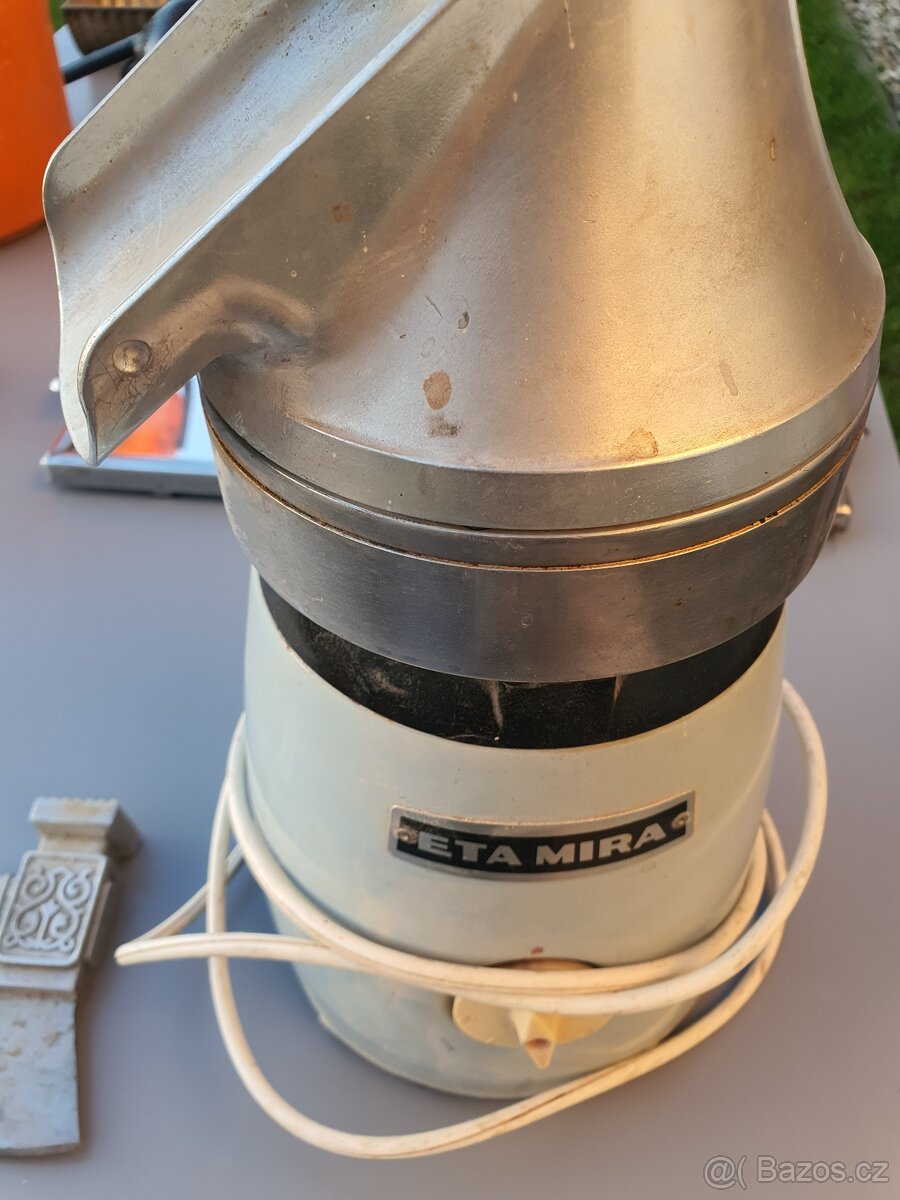 Starý elektrický mlýnek - 2