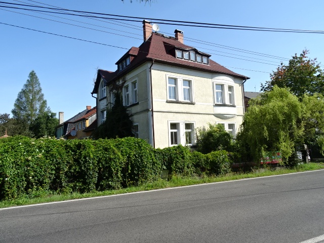 Prodej pěkné vilky ve Šluknově - 2