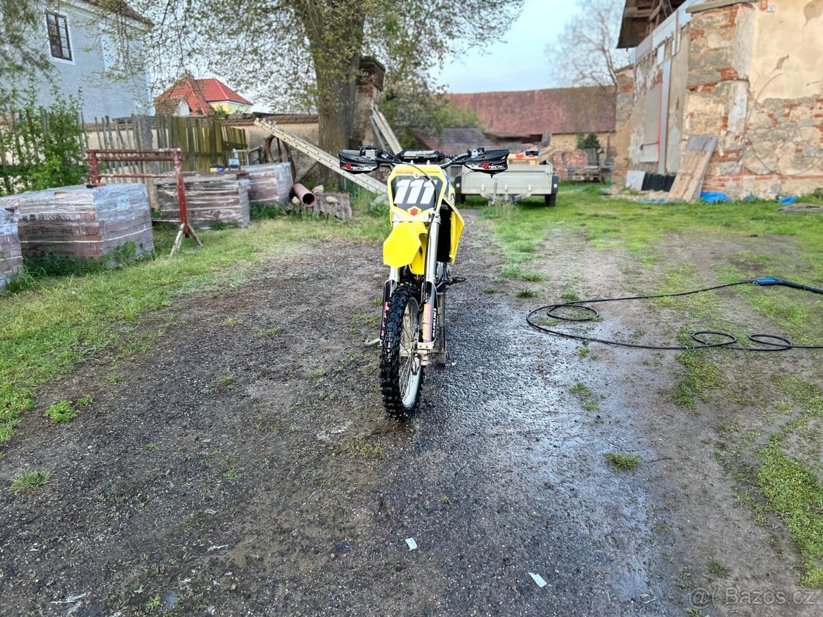SUZUKI RM85