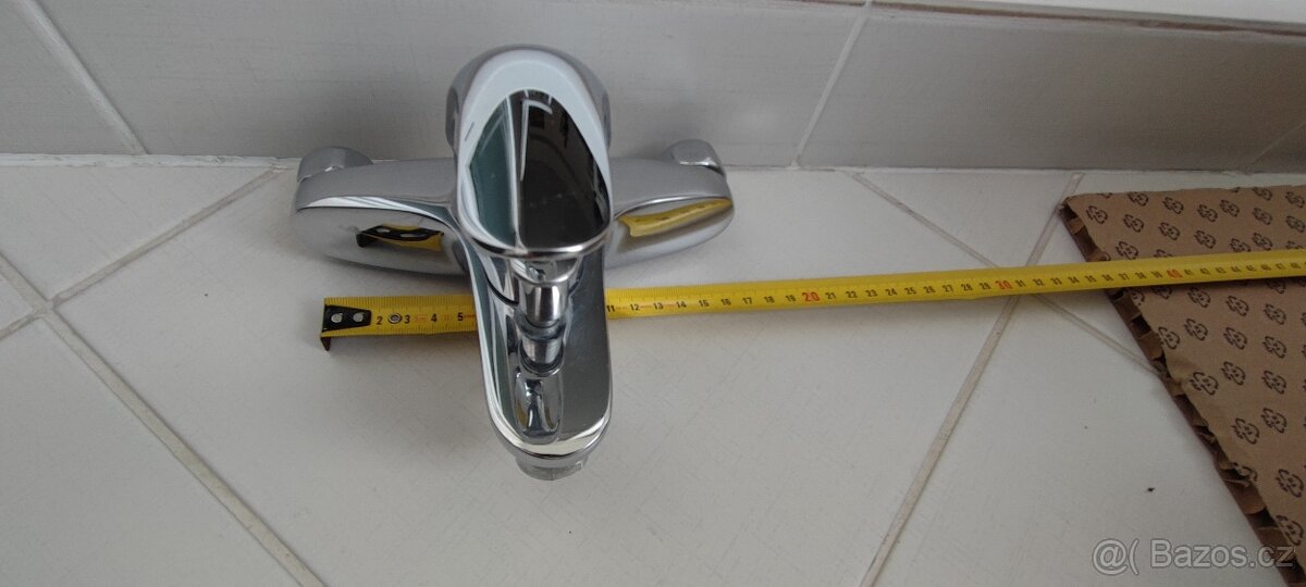 Prodám nástěnnou vanovou baterii GROHE rozteč 150 mm - 2