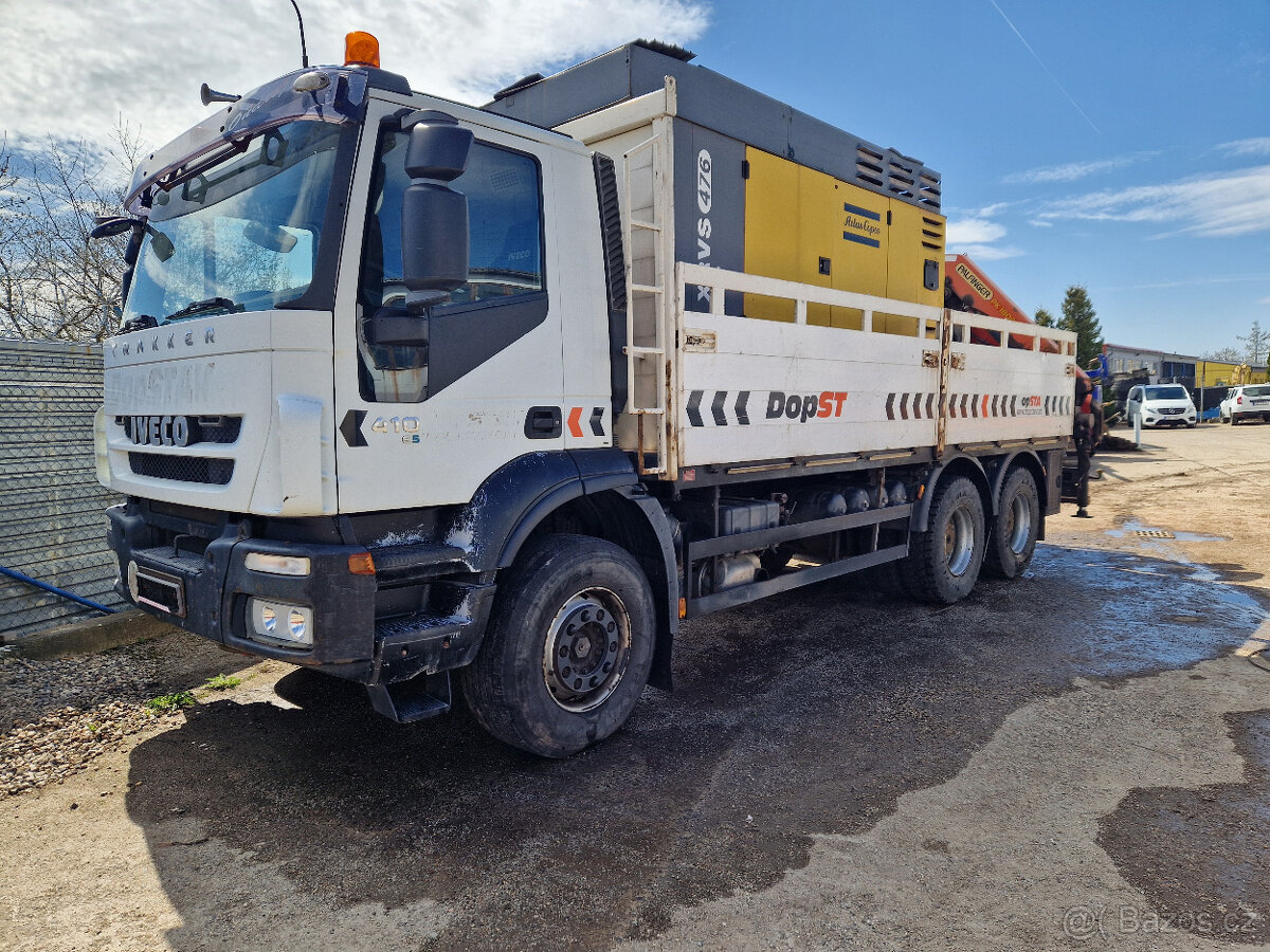 IVECO TRAKKER 6X4 valník s hydraulickou rukou - 2