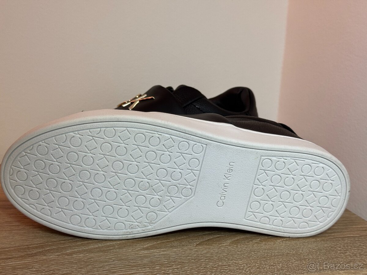 Prodám nové dámské boty Calvin Klein boty vel.36 - 2
