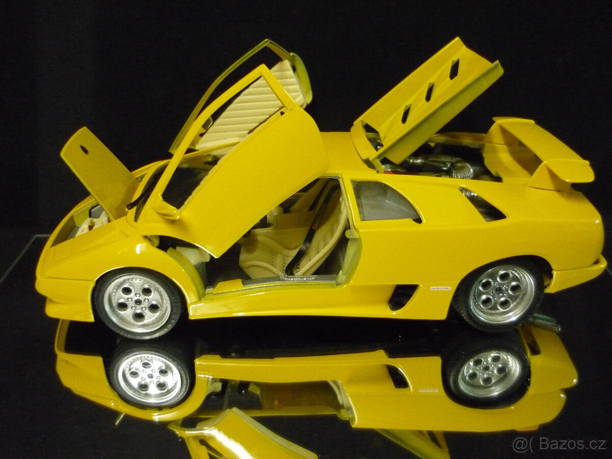 Lamborghini Diablo žluté Bburago 1/18 - 2