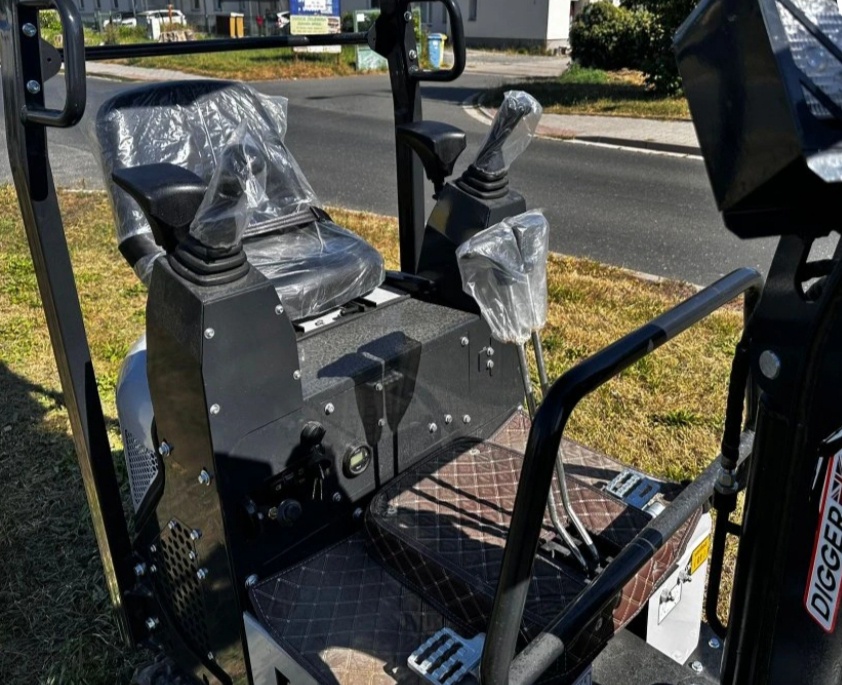 minibagr, pásový bagr, bagřík, bagr s joysticky, - 2