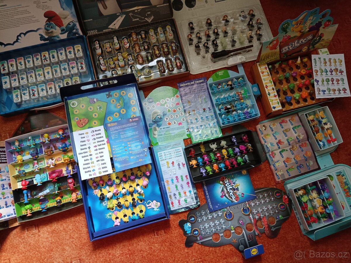 Sběratelská alba stikeez a jiná - 2