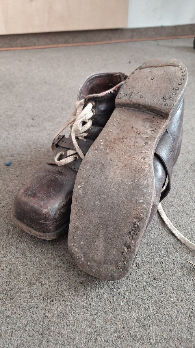 Prodám retro lyžařské boty - 2