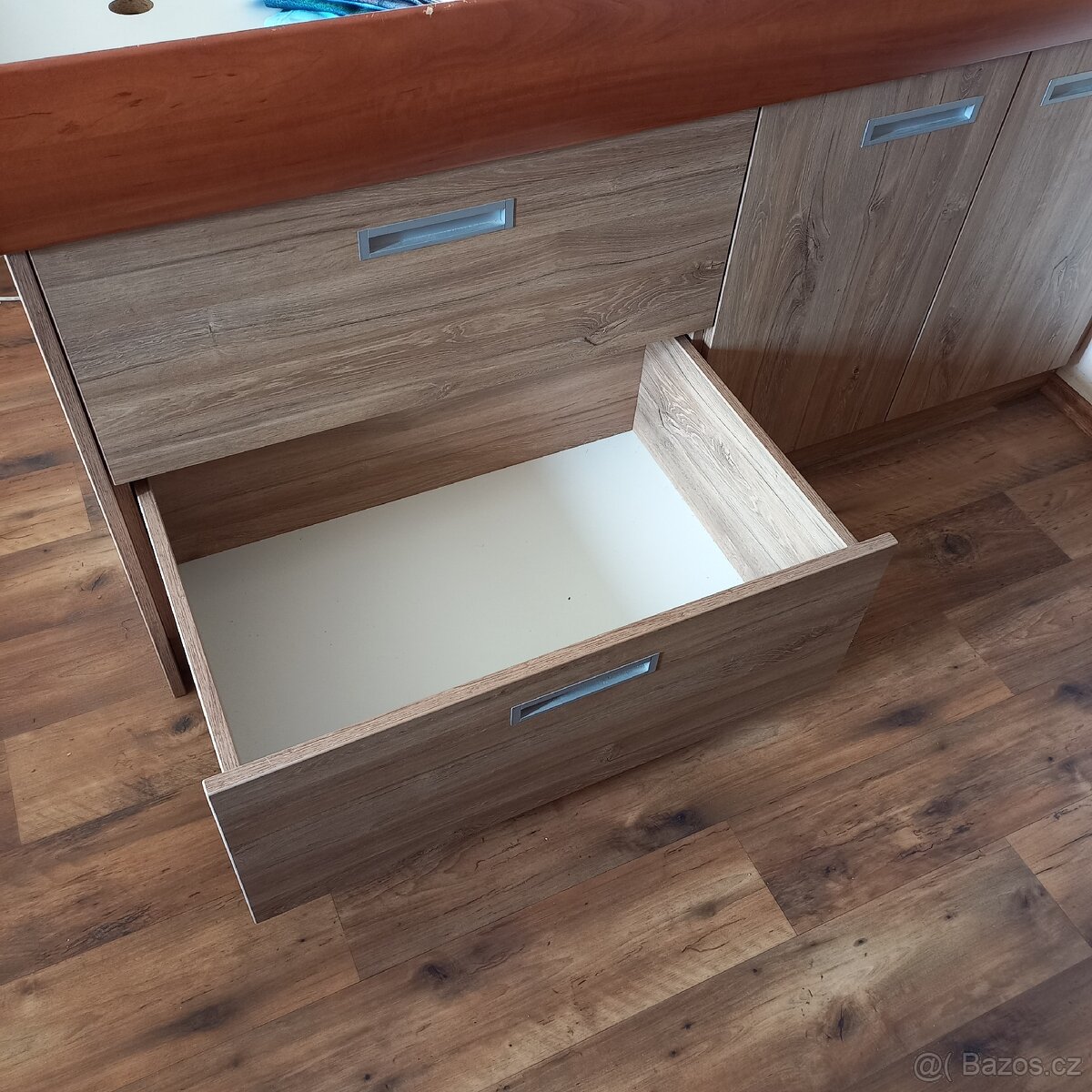 Vyvýšená postel s úložným prostorem 160 × 200 - 2