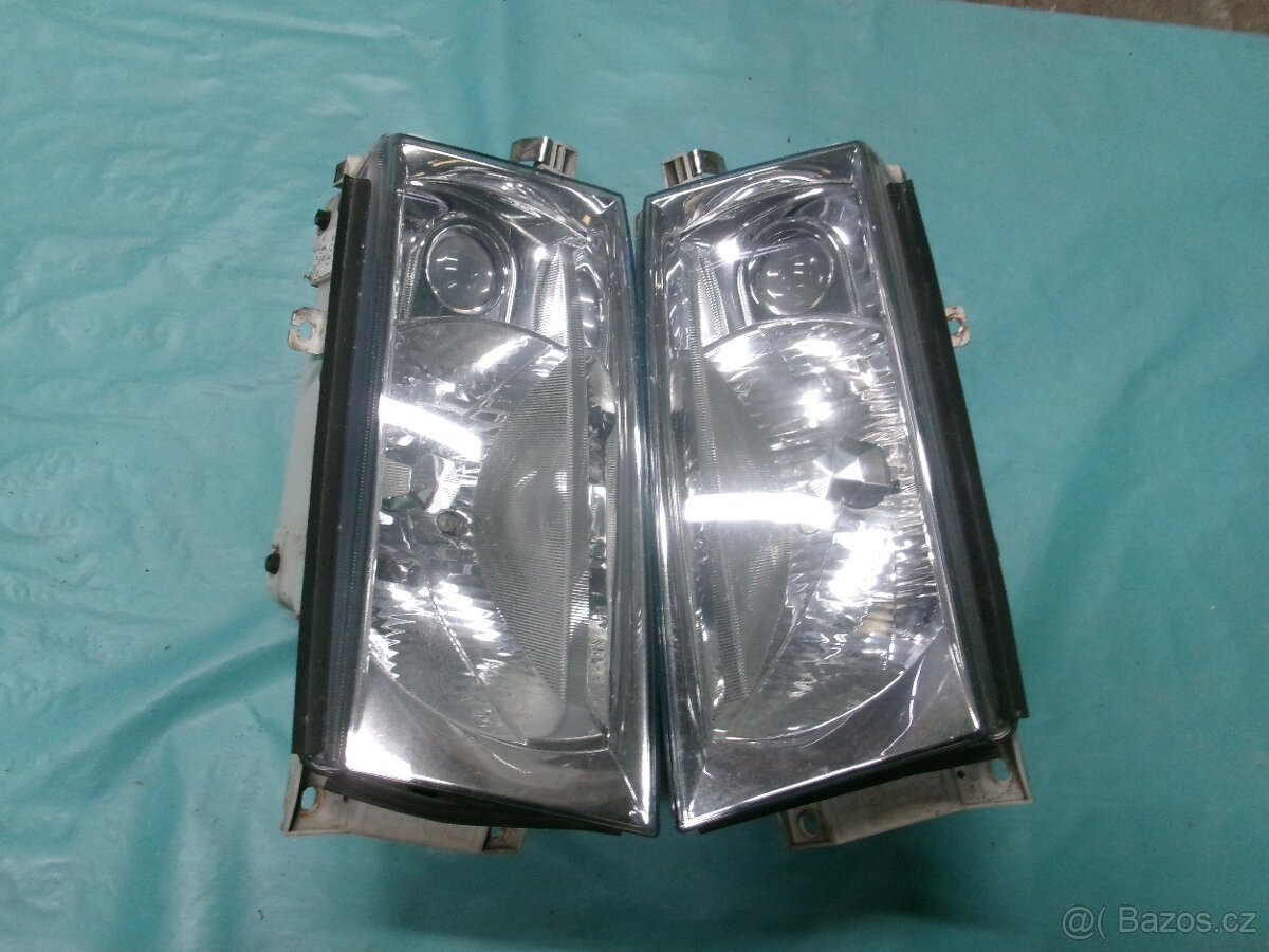 Octavia 1 přední světlo s mlhovkou , originál díl - 2