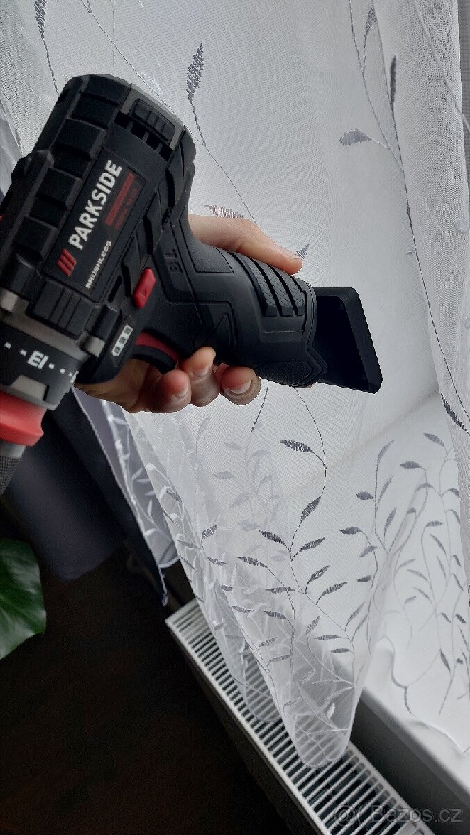 Parkside X12 držák - 2