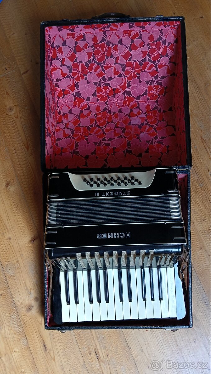 Tahací harmonika akordeon Hohner Student III - 2