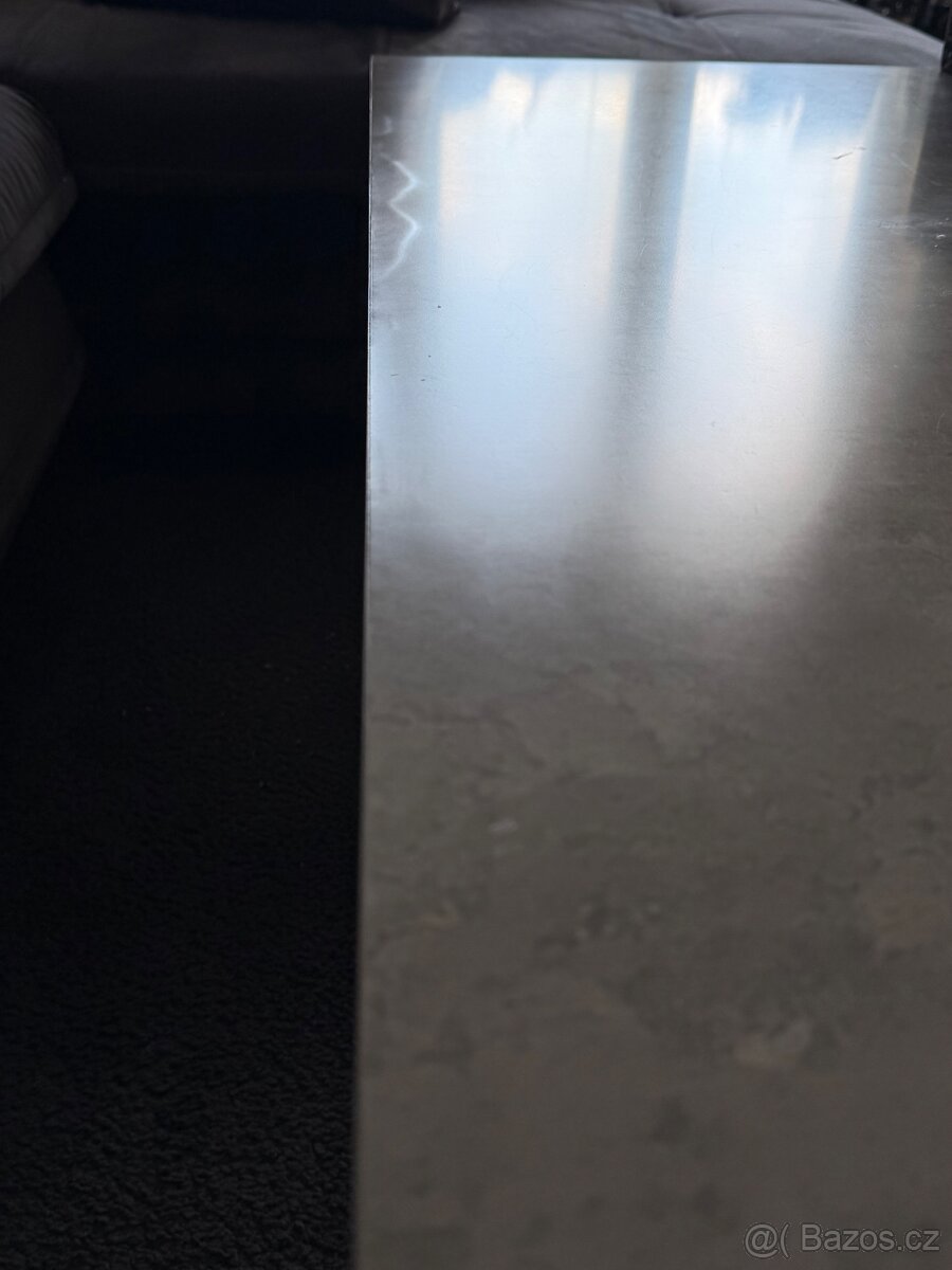 Konferenční stolek - 2