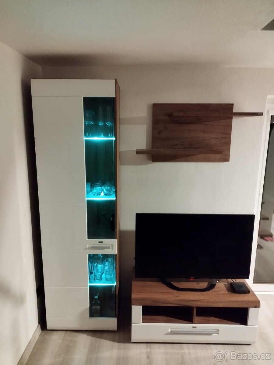 Obývací stěna, nábytek do obýváku - 2