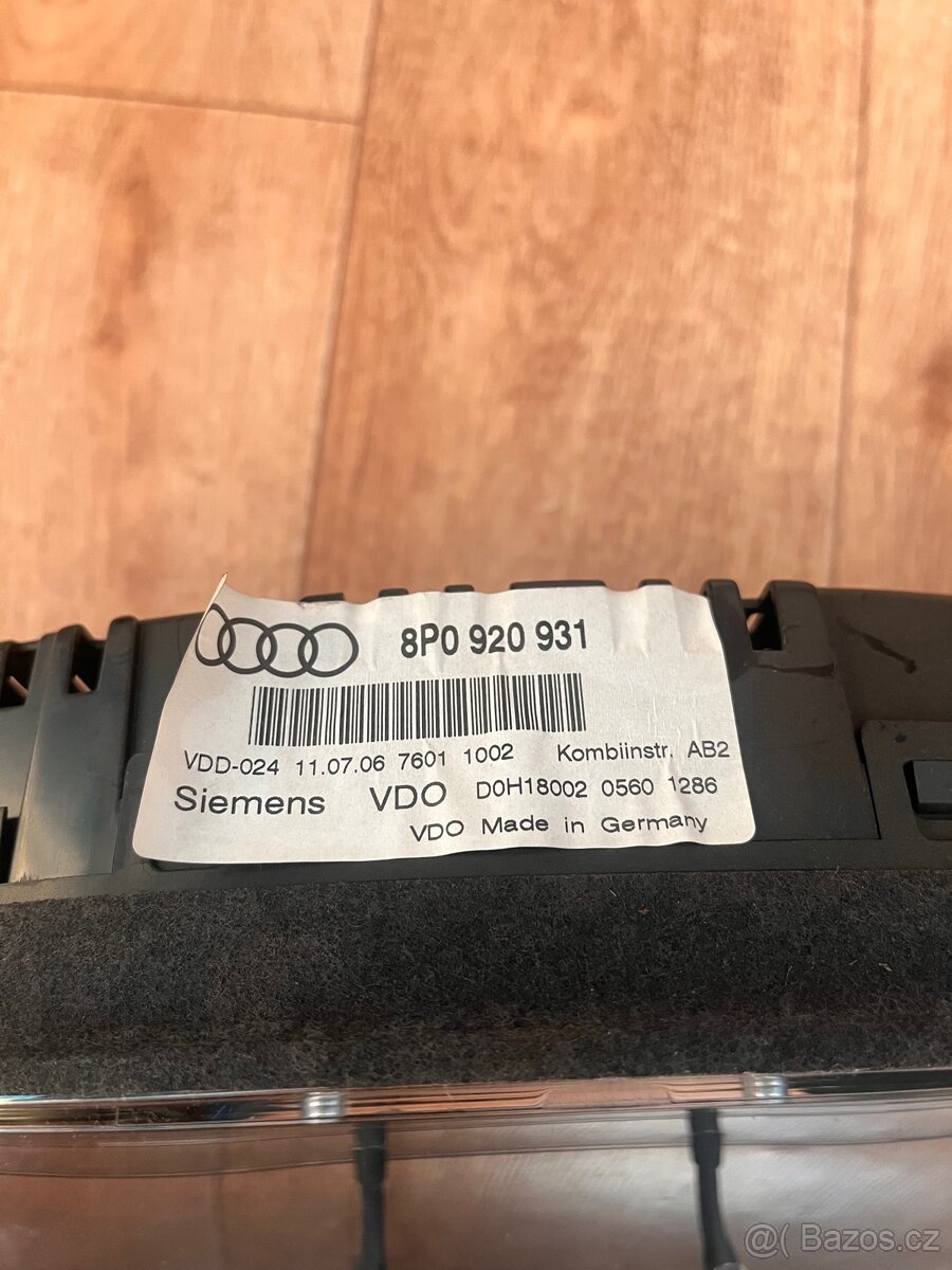 Budíky audi a3 8p - 2