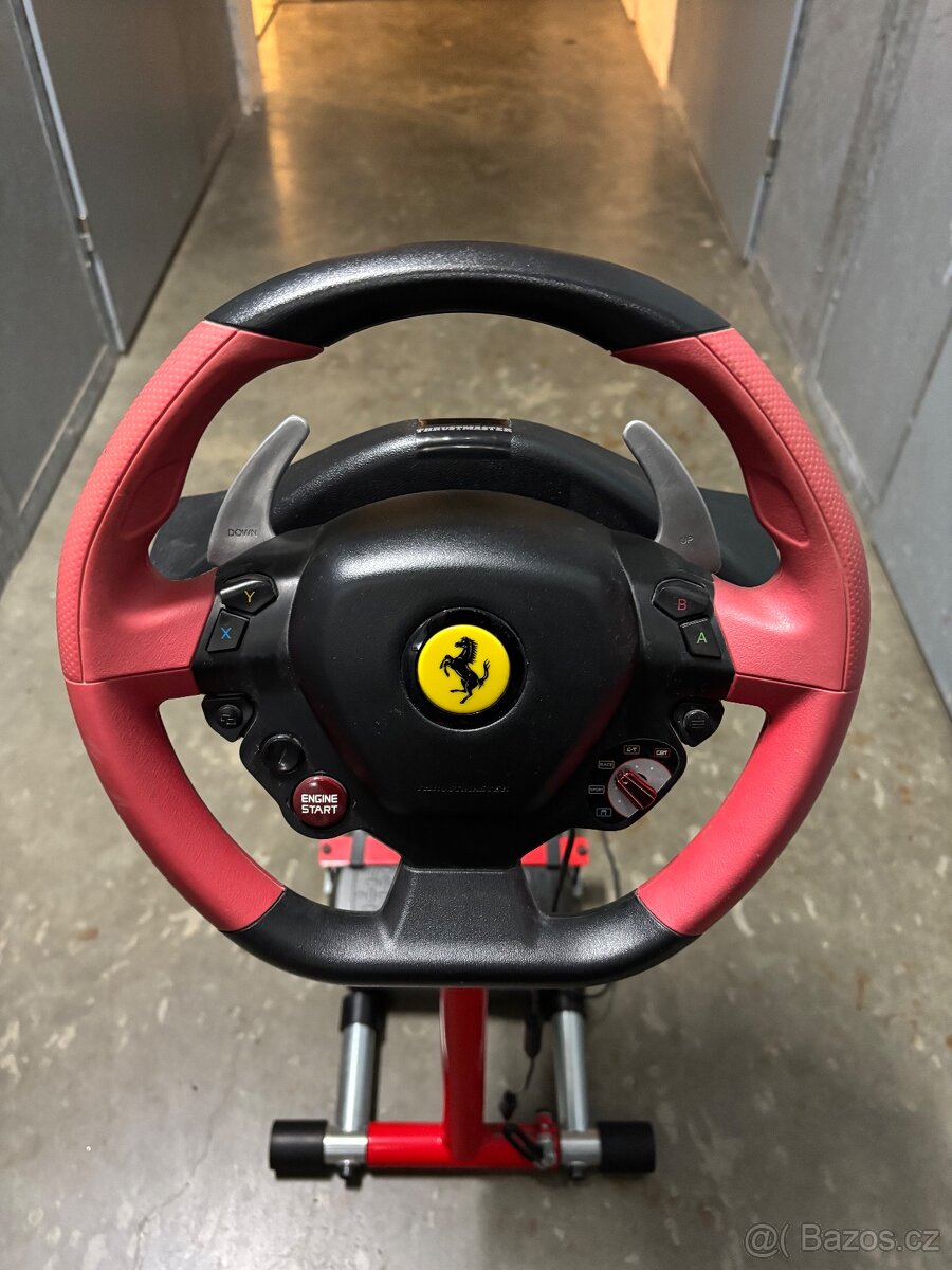 Herní volant Thrustmaster Ferrari 458 Spider + pedály + stoj - 2