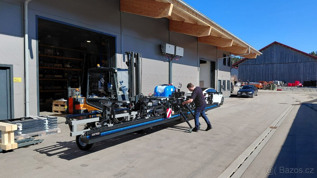 Inteligentní postřikovač RUMEX - 2