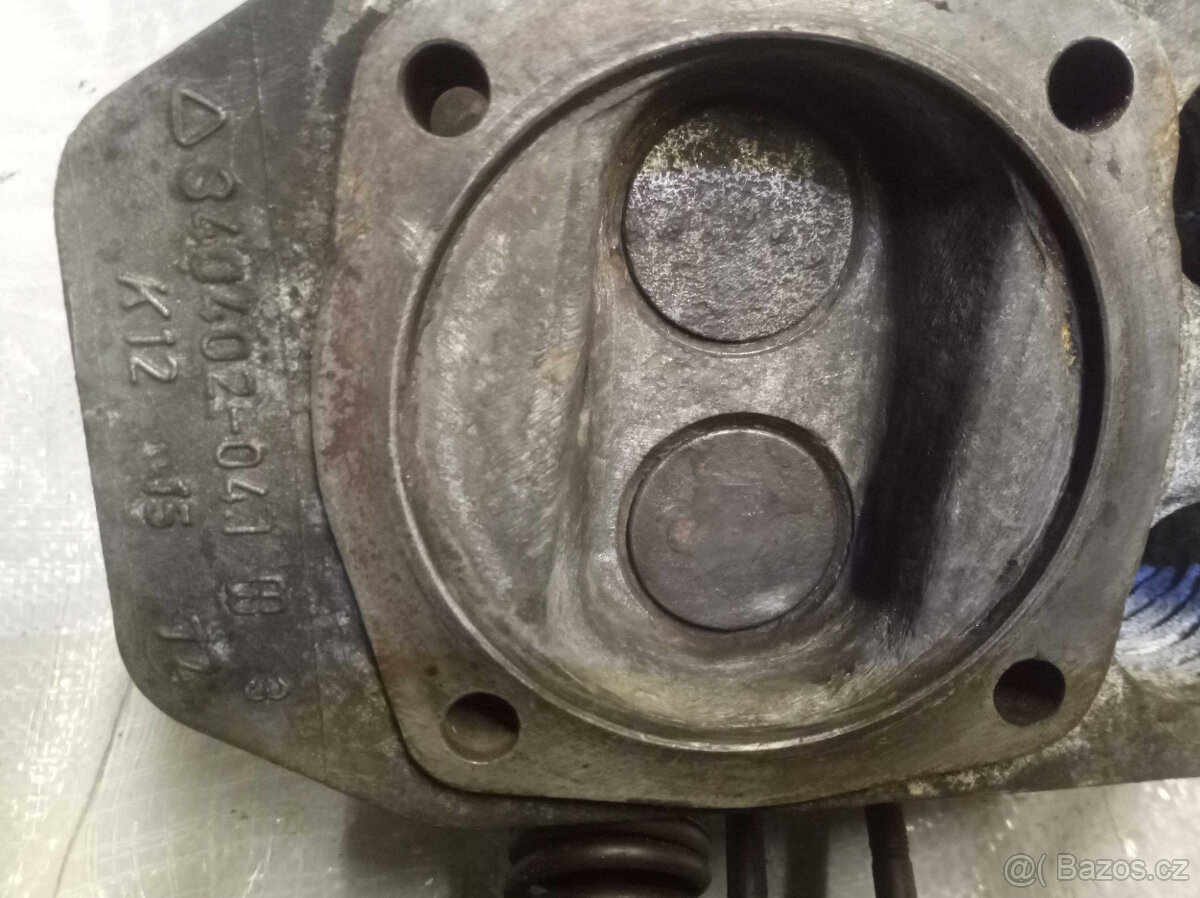 HLAVY MOTORU ROBUR - 2