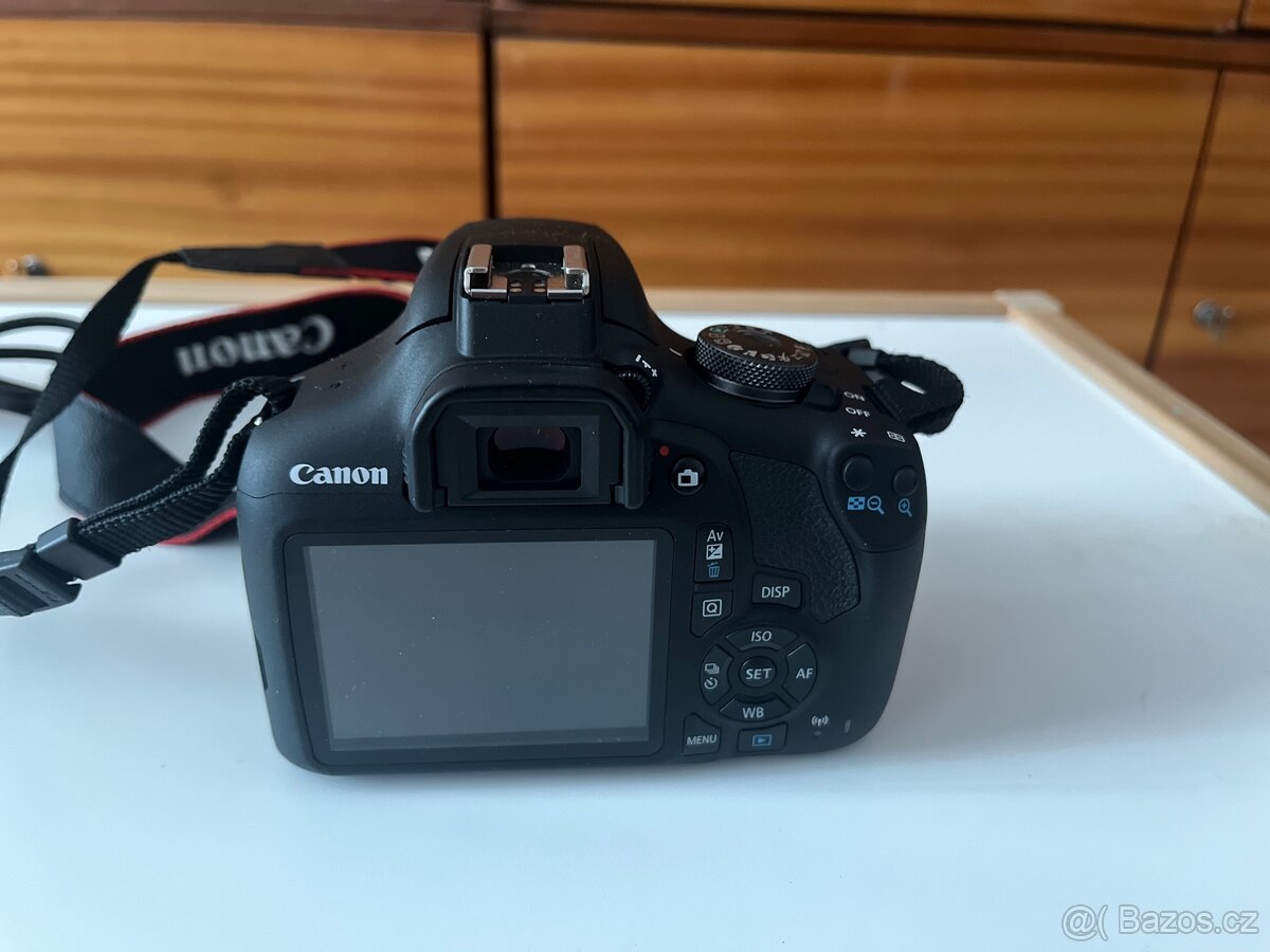 Canon EOS 2000D + 3 objektivy + brašna – TOP stav - 2