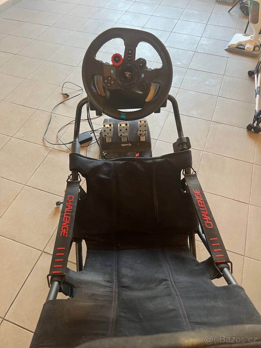 Prodej: Logitech G29 + závodní sedačka (Playseat) - 2