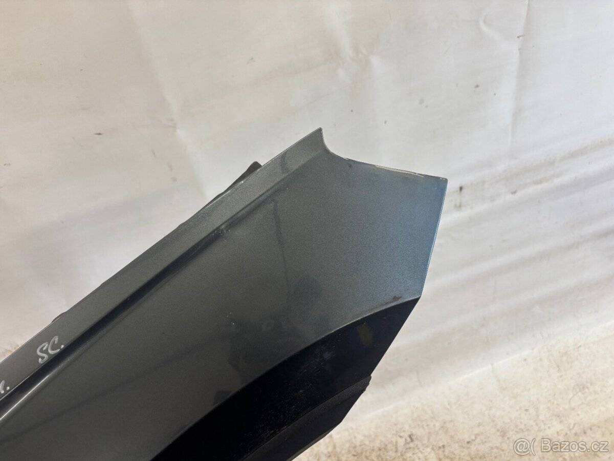 Přední pravý blatník Škoda Karoq tmavě šedá - 2