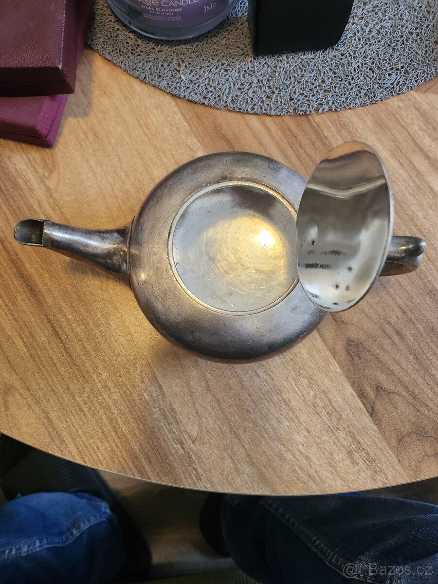 KONVICE - 2