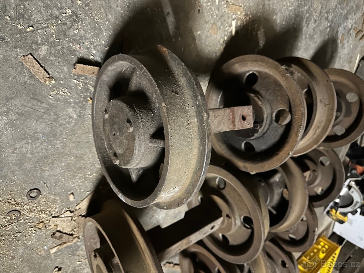 Kolecka z asi z poutoveho vlacku - 2