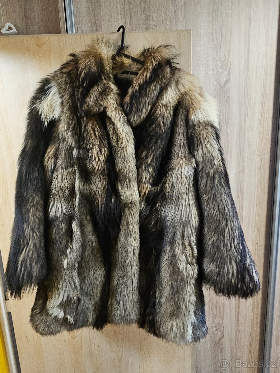 Pravý liščí kožich ČSSR, Kožiarske závody Liptovský Mikulá - 2