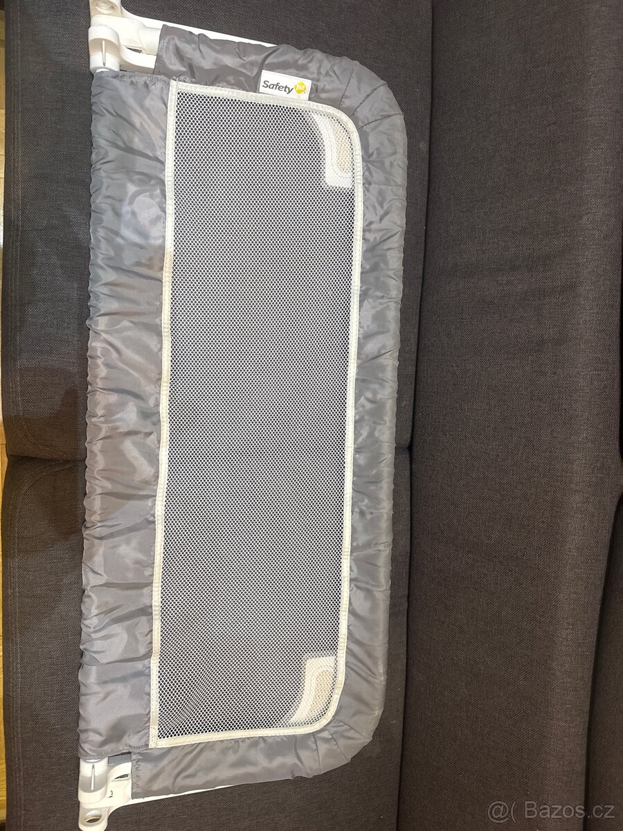 Zábrana do dětské postýle - 2