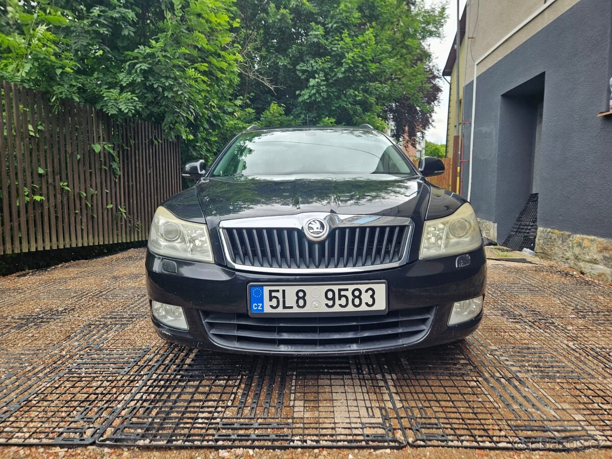 Škoda Octavia 2 FL 1.8TSI Elegance Plus - 2