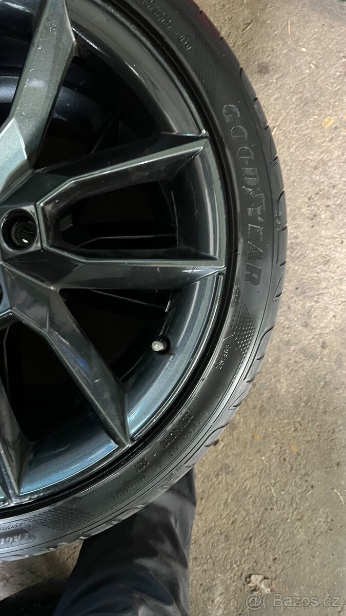 Goodyear Eagle F1 Asymmetric 5 225/40/18 letní - 2