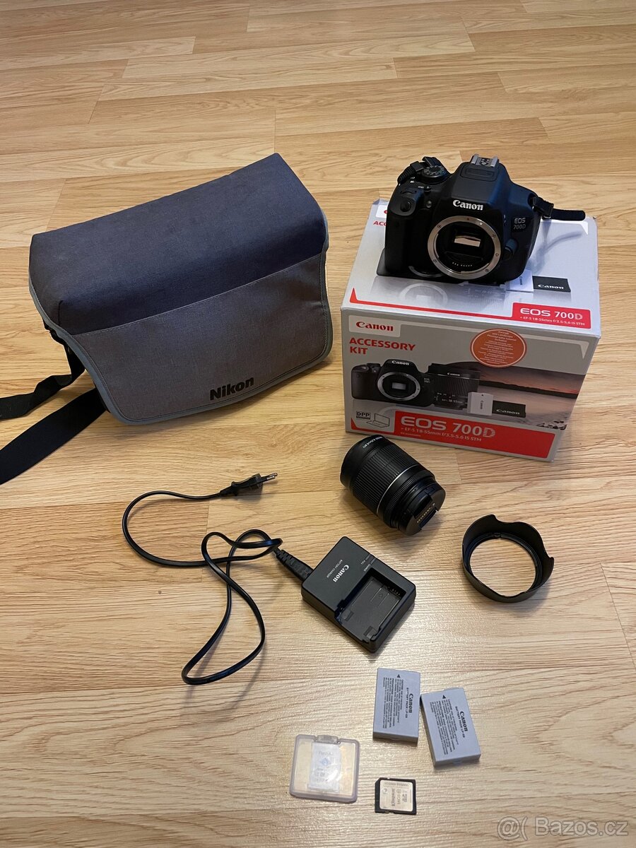 Canon EOS700D + příslušenství TOP STAV - 2