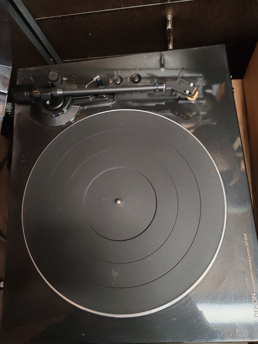 Gramofon Denon - 2