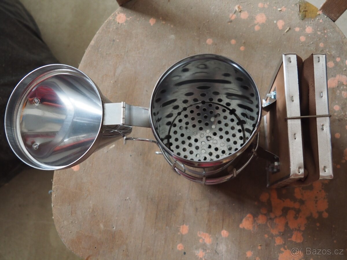 Včelařský dýmák velký - 2